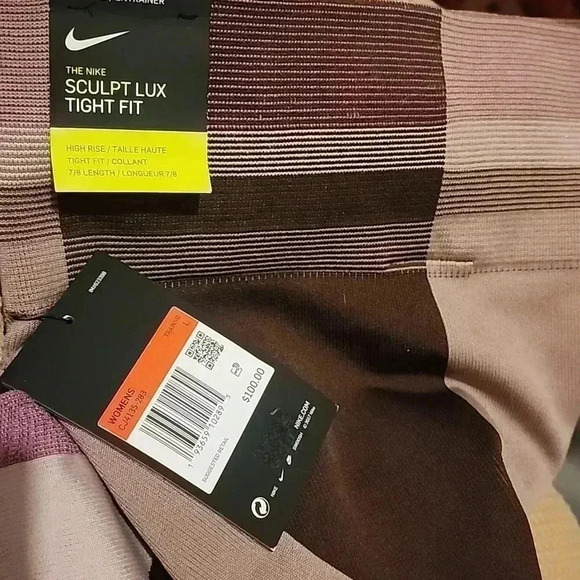 NIKE WOMEN'S SCULPT LUX ICON SEAMLESS TIGHTS SIZE L - Picture 5 of 5